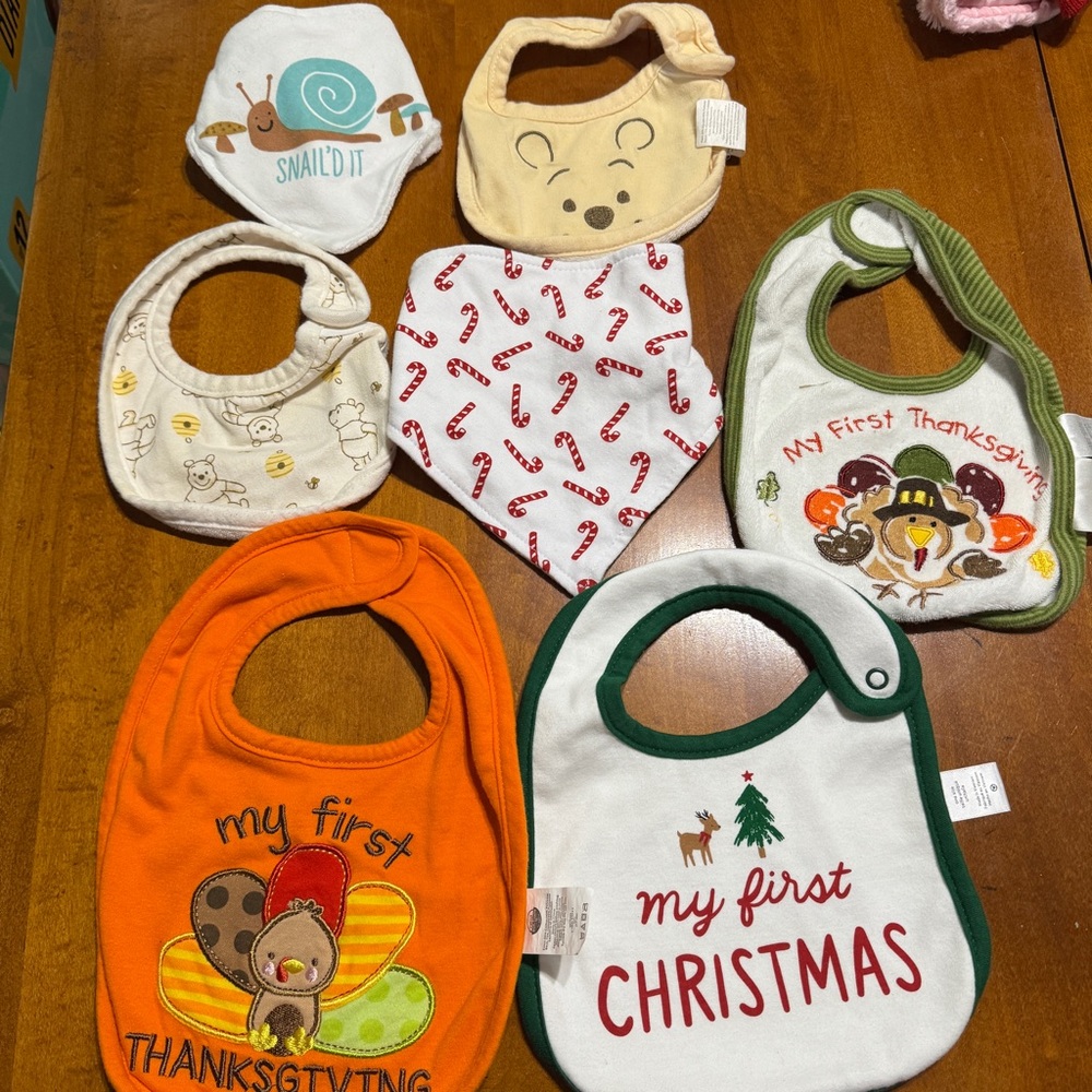 7‎ piece baby bibs lot OS